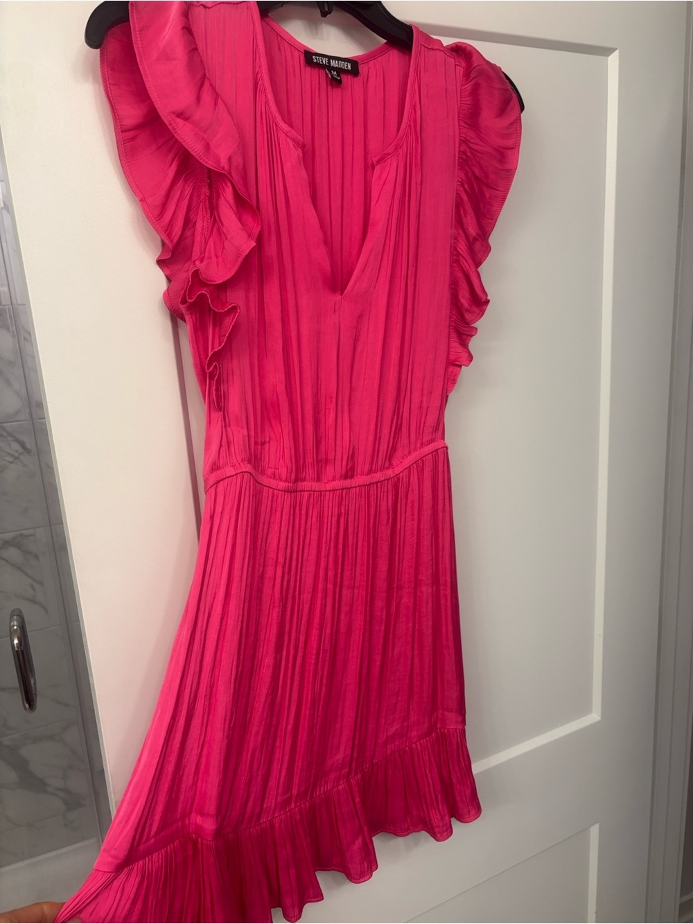 Steve Madden Fuchsia Ruffle Sleeve Pleated Dress